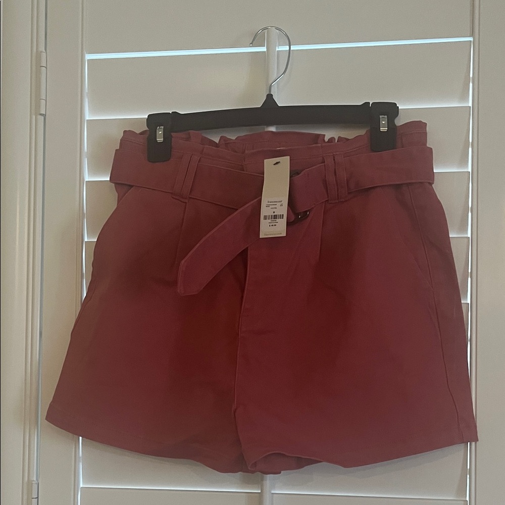 Francesca’s Women's Pink Belted Shorts